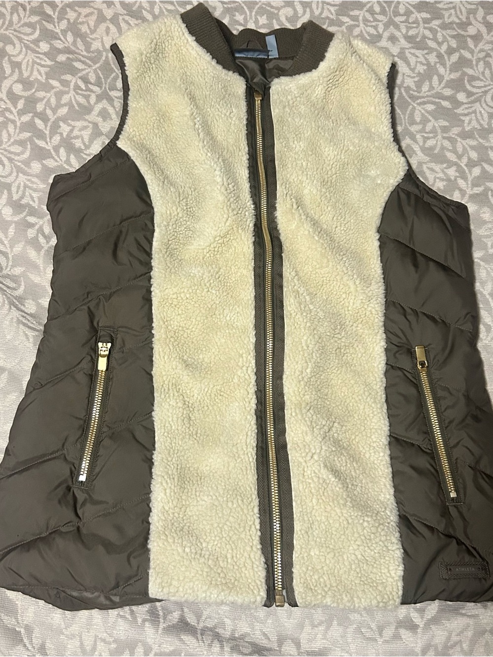 Athleta Olive Green Quilted Vest with Cream Sherpa Front